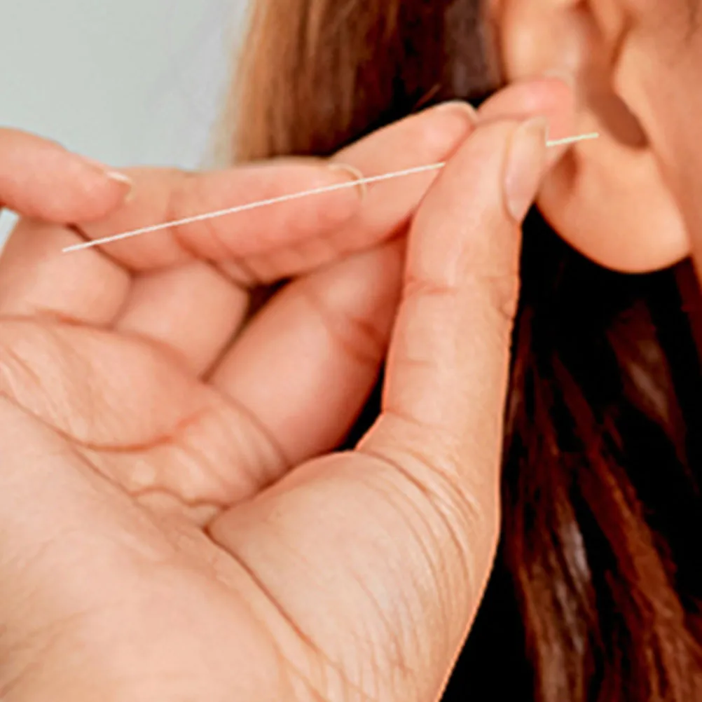 

350 Pcs Ear Piercing Cleaner Floss Cotton Disposable Earrings Tool for Cleaning Pierced Hole Odor Removal Body