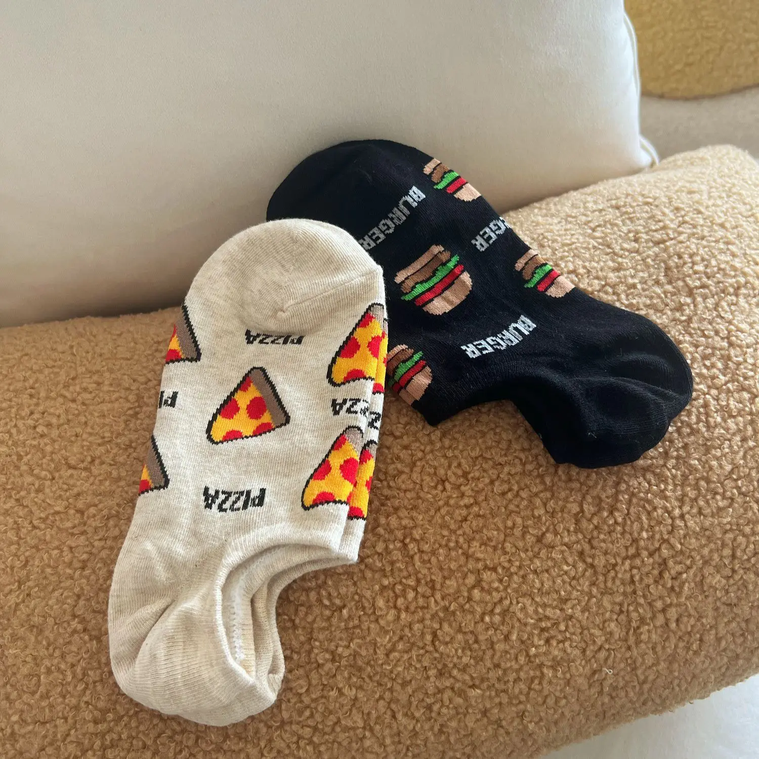 

2 Pairs Of Funny Socks For Women Summer New Hamburger Invisible Boat Socks Cartoon Pizza Trend Shallow Odor Breathable Socks