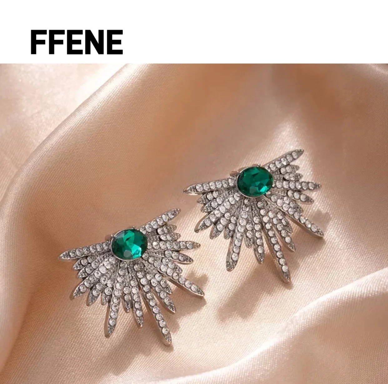 

Popular personalized wings earrings, exaggerated shiny earrings, fashionable earrings, high-end Korean style earrings