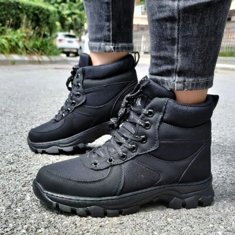 Men Winter Camouflage Snow Boots Warm Fur Lined High Top Outdoor Anti Slip Hiking Boots Rugged Thermal Cotton Shoes