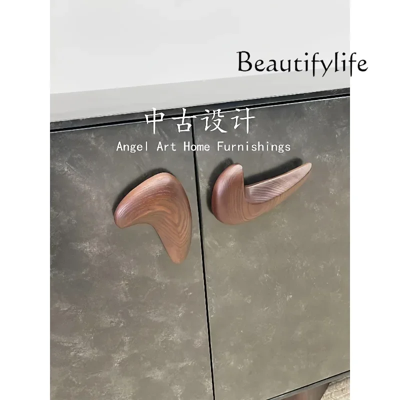 غرفة المعيشة المنزلية المصممة من العصور الوسطى، خزانة جانبية لتخزين الطعام من الخشب الصلب الإبداعي، خزانة تلفزيون بمدخل عتيق