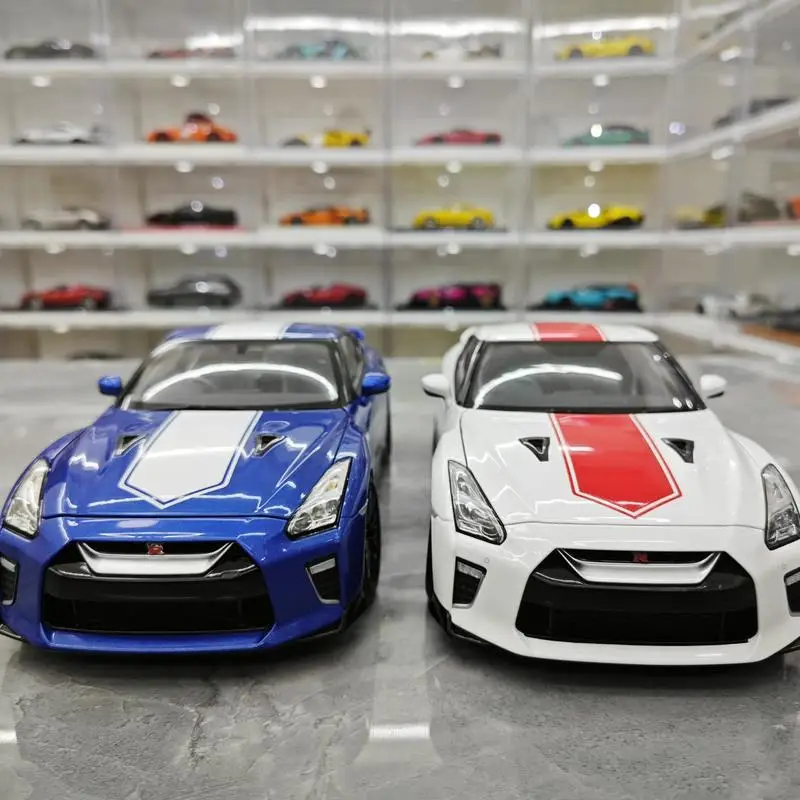 1:18Nissan GTR R35 Nissan 50th Anniversary Edition simulation alloy car model collection decorative ornaments gift