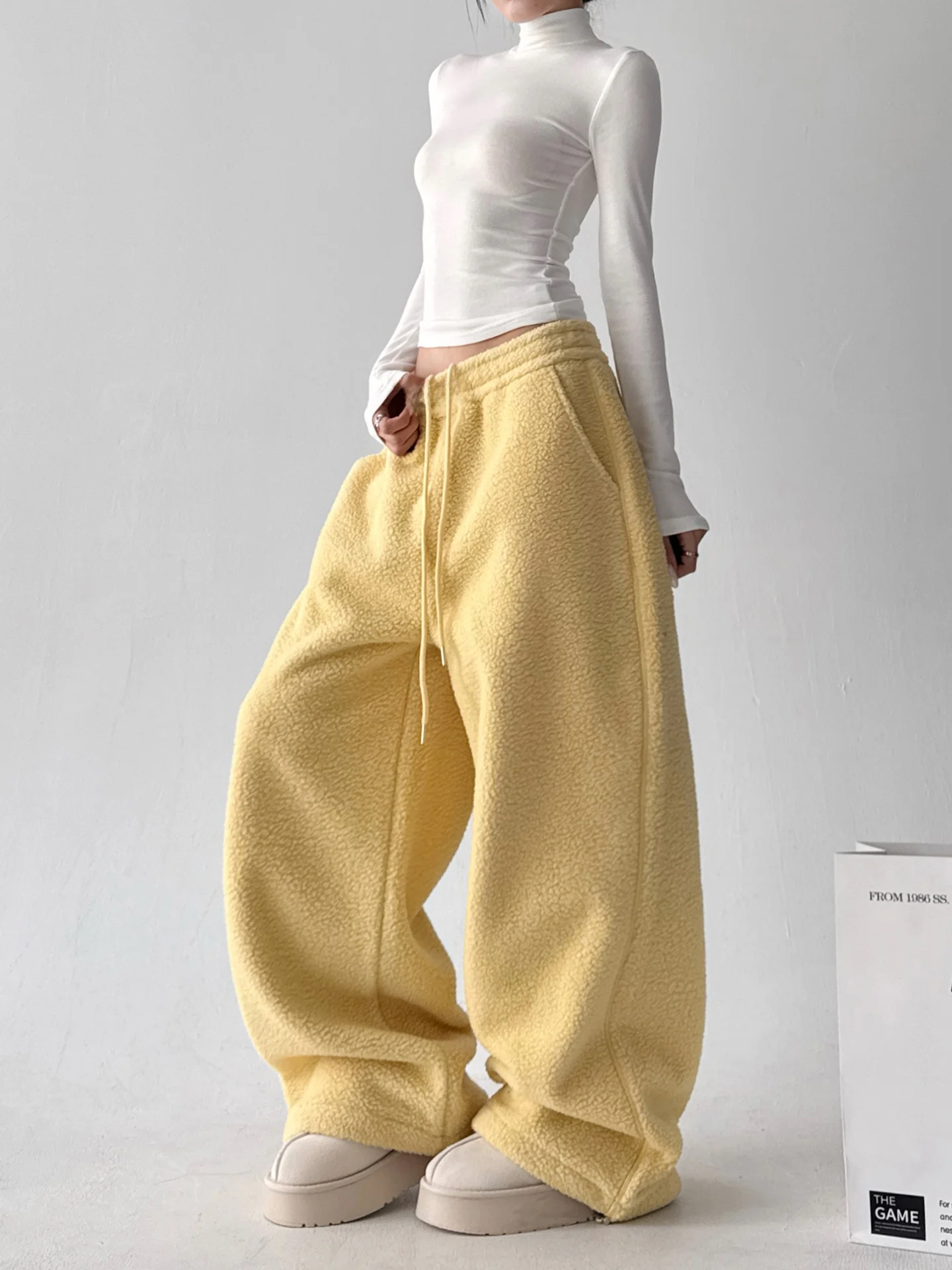 Pantalones de pierna ancha amarillo Fce para mujer Otoño Invierno Ultra ular nuevos pantalones de algodón forrados Sle Fce pantalones casuales sueltos y cálidos