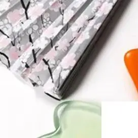 Heart Shaped Guasha Board Natural Resin Face Lift Scraper Chinese Gua Sha Tools Face Neck Back Body Acupuncture Massager Scraper