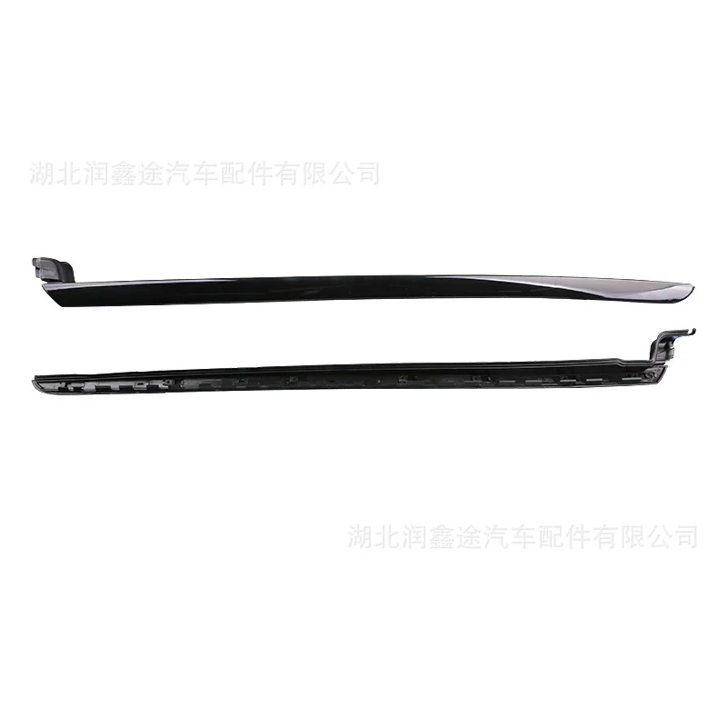 Applicable to Citroen Sega Kai Cyclone window decorative strip front gear pressing strip 8120Q3/8120Q2