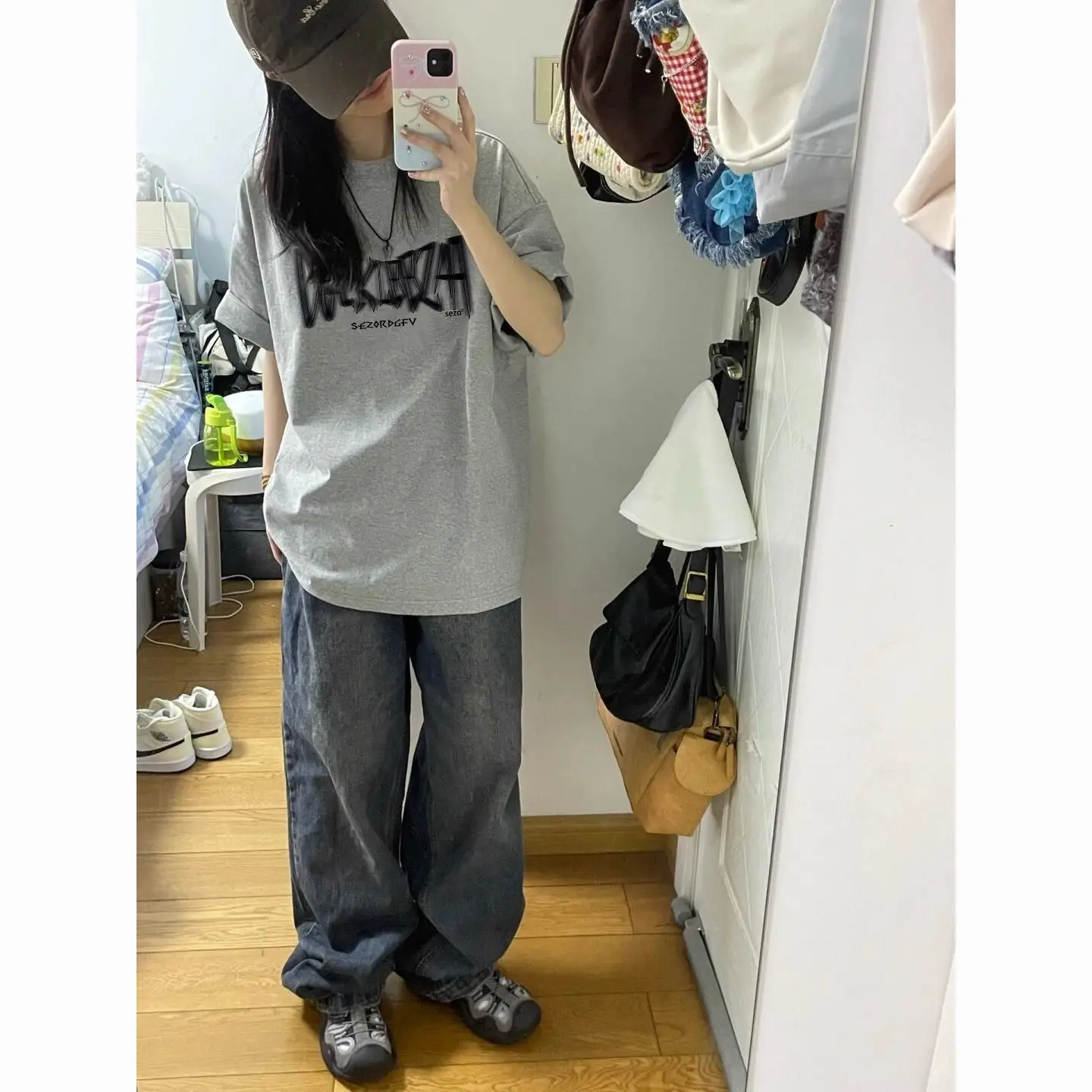

Short Sleeve T-Shirts Women Lightweight Cotton Loose Fit Comfortable Neutral Casual Relaxed Everyday Summer Basic Aesthetic Wear