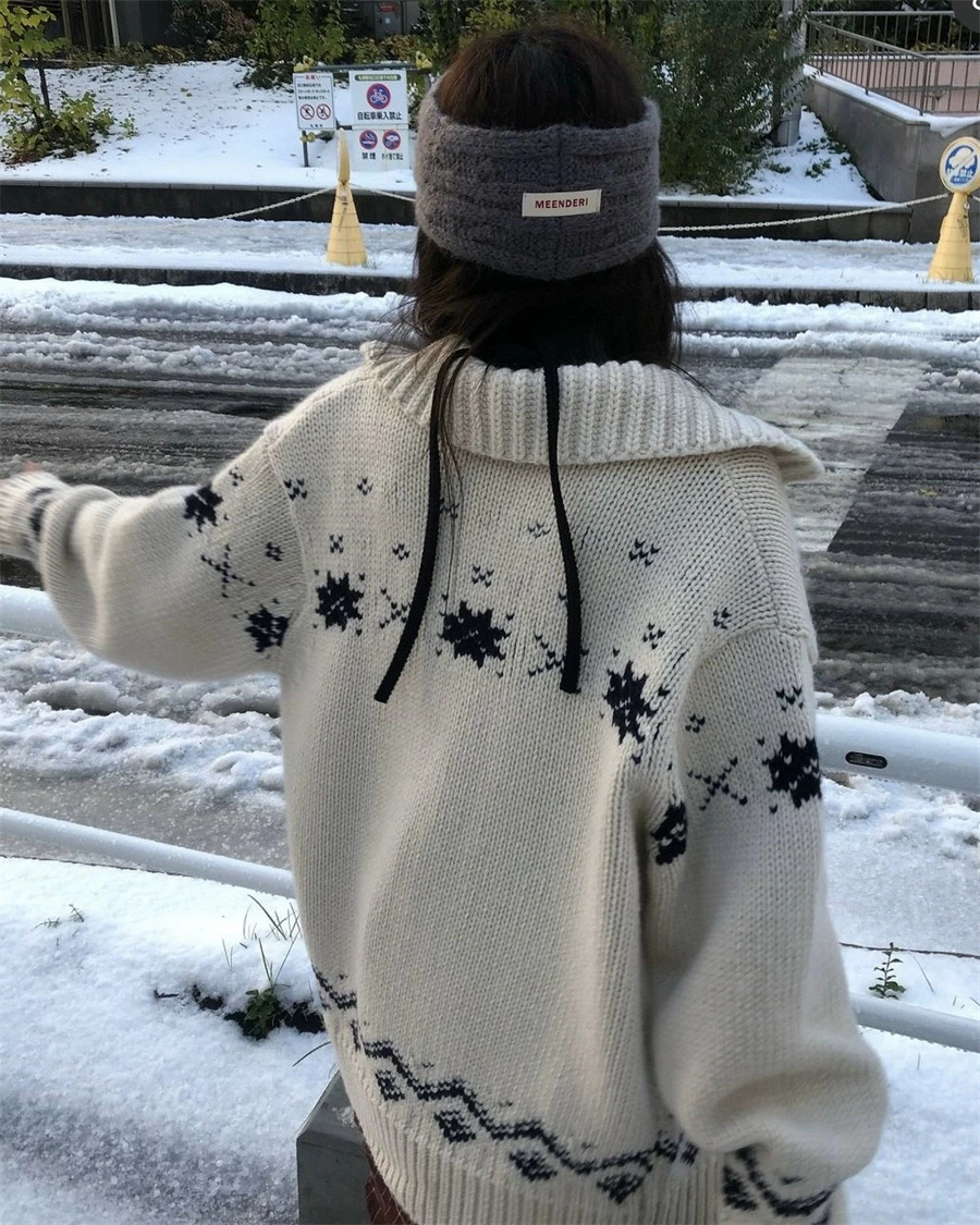 

Thi Handmade Needle Snowflake Deer Sweater Jaet Women's Casual Loose Fit Polyester Wool Blend Winter Outerwear