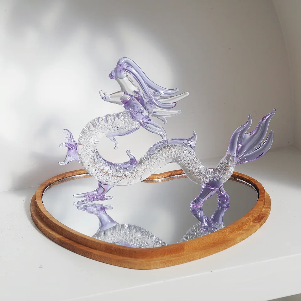 紫色のガラス製ドラゴン彫刻 Purple Crystal Dragon Figurine Collectible Hand Blown Glass