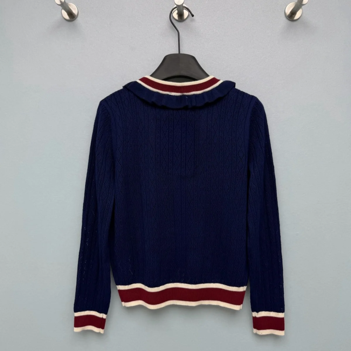 2026 high-quality women's black fungus edge contrasting hollow knitted cardigan--2026010257