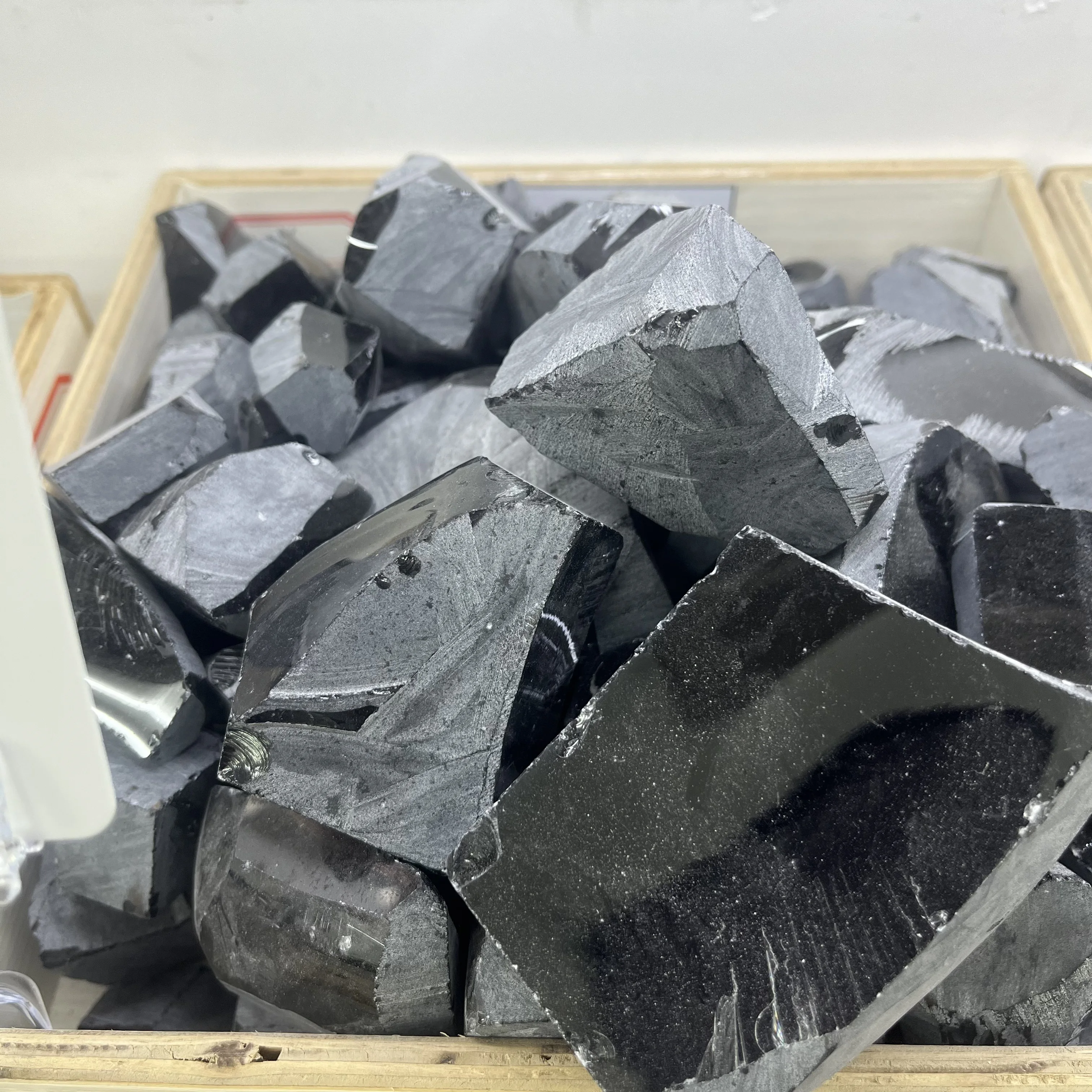 200g/Bag #A-4016 Ocean Steel Color Synthetic Nano Uncut Raw Material Stone Nanoraw Material