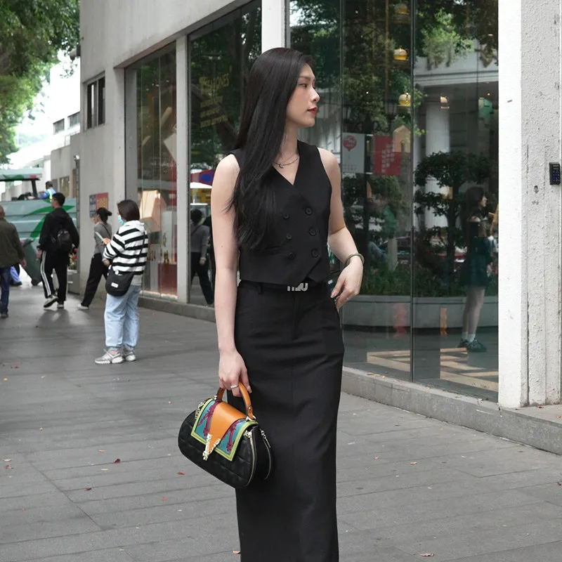 2024 Women Embroidery Top Designer Shell Handbags Fashion Female Diamonds Shoulder Bag Party Evening Cluth Purse Underarm bag ﻿