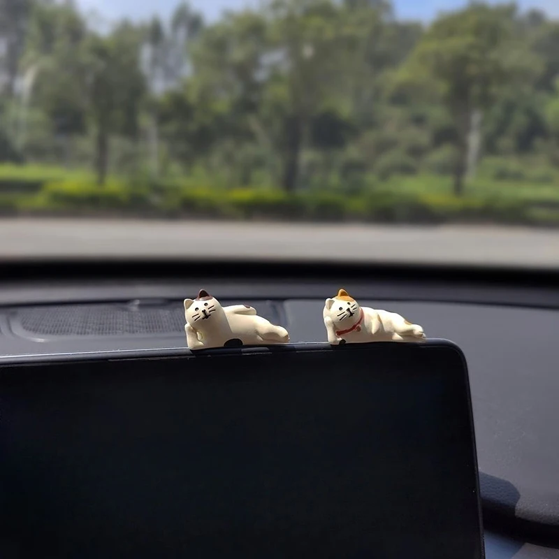2024 Cute Car Accessories Interior Creative Lazy Cat Car Center Console Ornaments Accessories Kawaii Car Accessories Funny