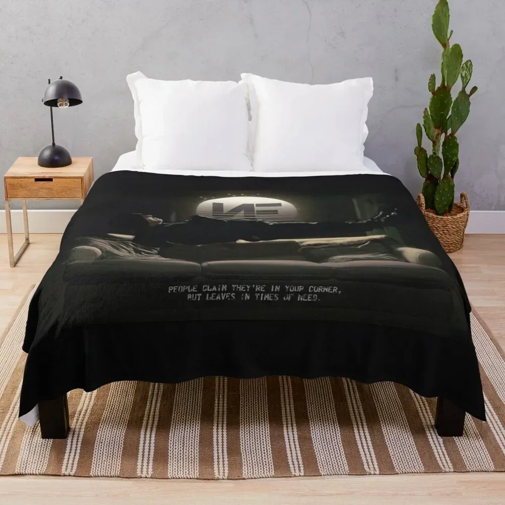 Nf Floating Throw B…