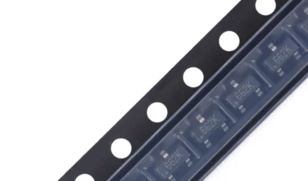 

50PCS UMW XC6206P332MR SOT-23 0.5A Low-Dropout Linear Regulator LDO IC chip