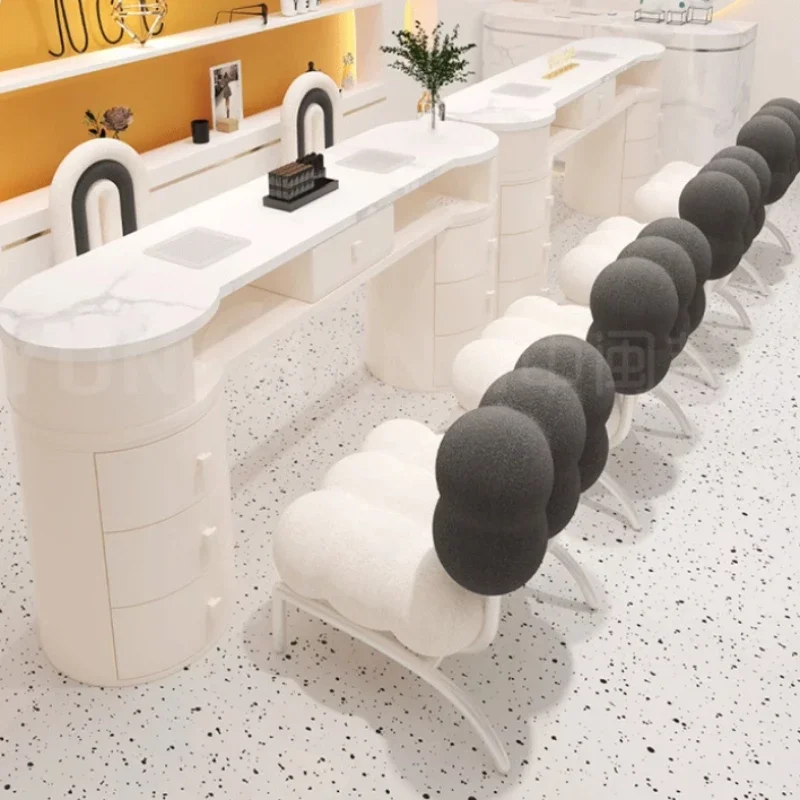 Estetyczne europejskie stoliki do manicure z miejscem do przechowywania, stacja do manicure, wyposażenie stacji do manicure, leniwe stoliki do manicure, modne meble.