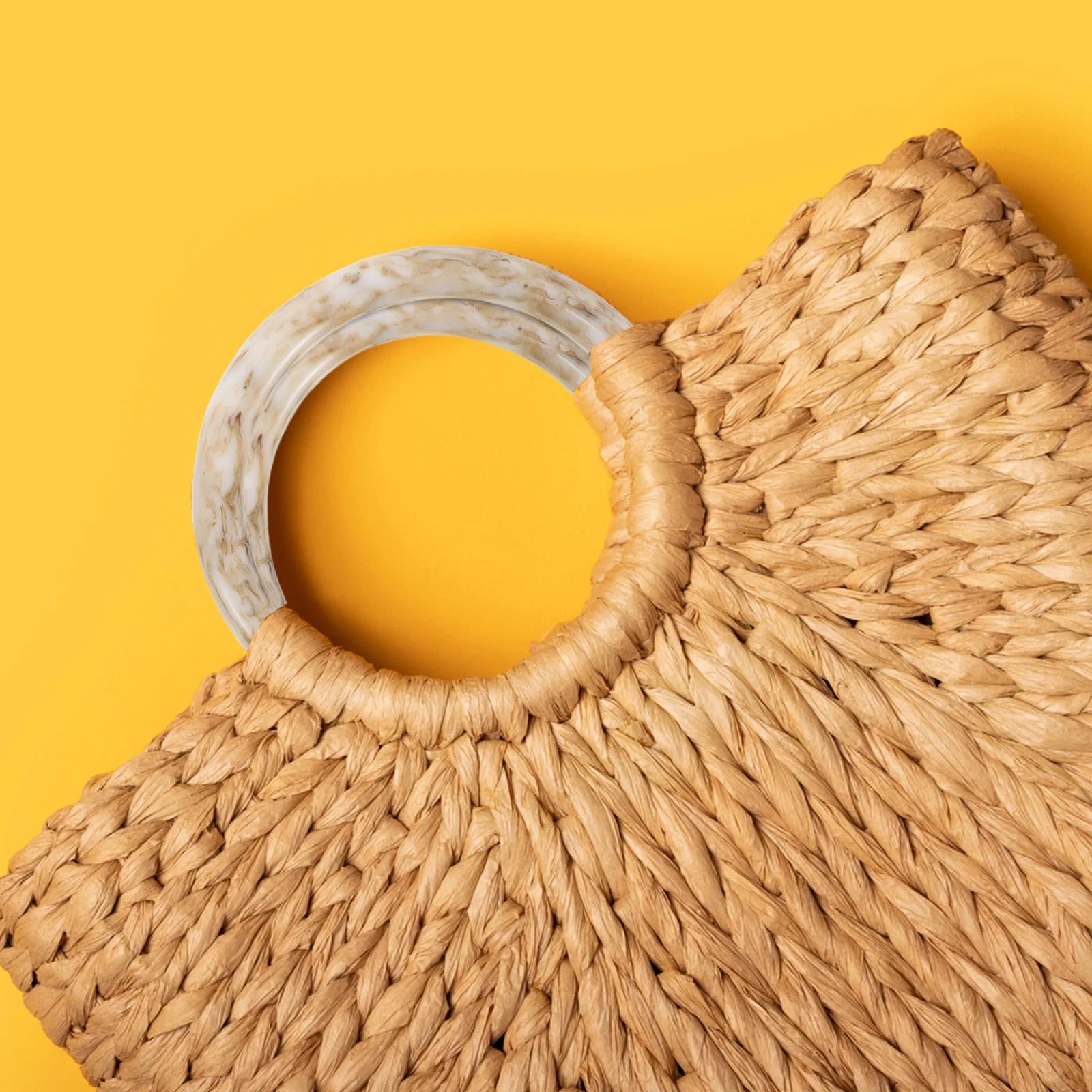 

4Pcs Resin Circular Bag Handles D Shaped Purse Replacement Grip for Handmade Crochet Tote Beach Bags Making Supplies