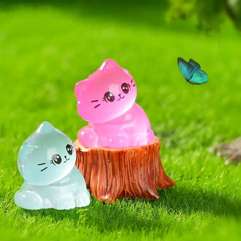 10Pcs Kawaii Resin Luminous Cat Micro Landscape Ornaments DIY Scrapbooking For Phone Decoration Crafts Dollhouse Accessories