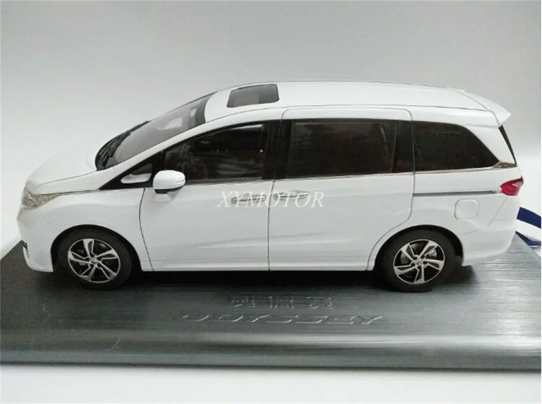 1/18 For Honda ODYSSEY 2016 MPV Diecast Model Car White Toys Gifts Hobby Display Ornaments Collection