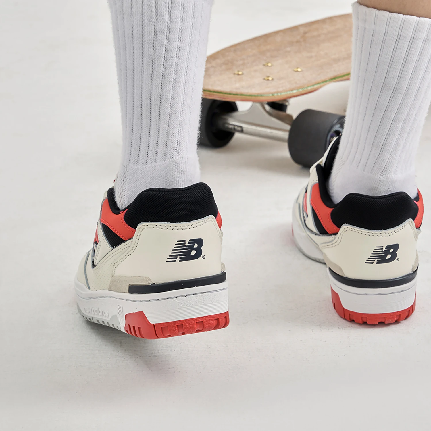 نيو بالانس NB 550، حذاء كرة سل - مراجعة New Balance Shoes 550 وسعره