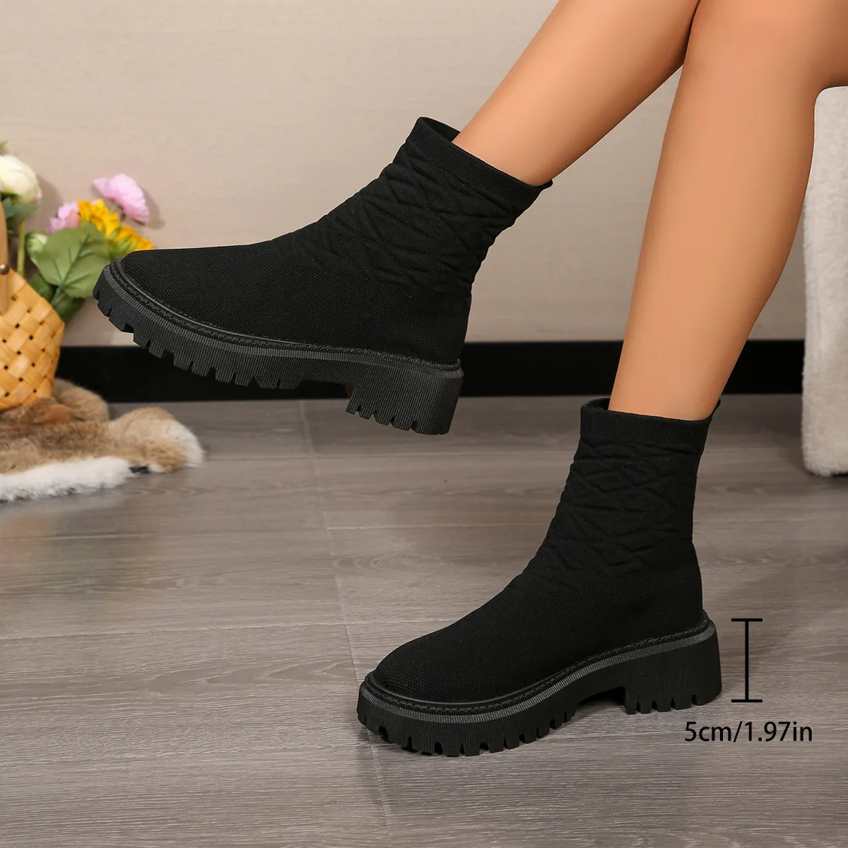 Autumn New Knit Sock Boots Women Thick Bottom Solid Colour Leisure Outside Wear Ankle Boots Chunky Middle Heels Short Botas