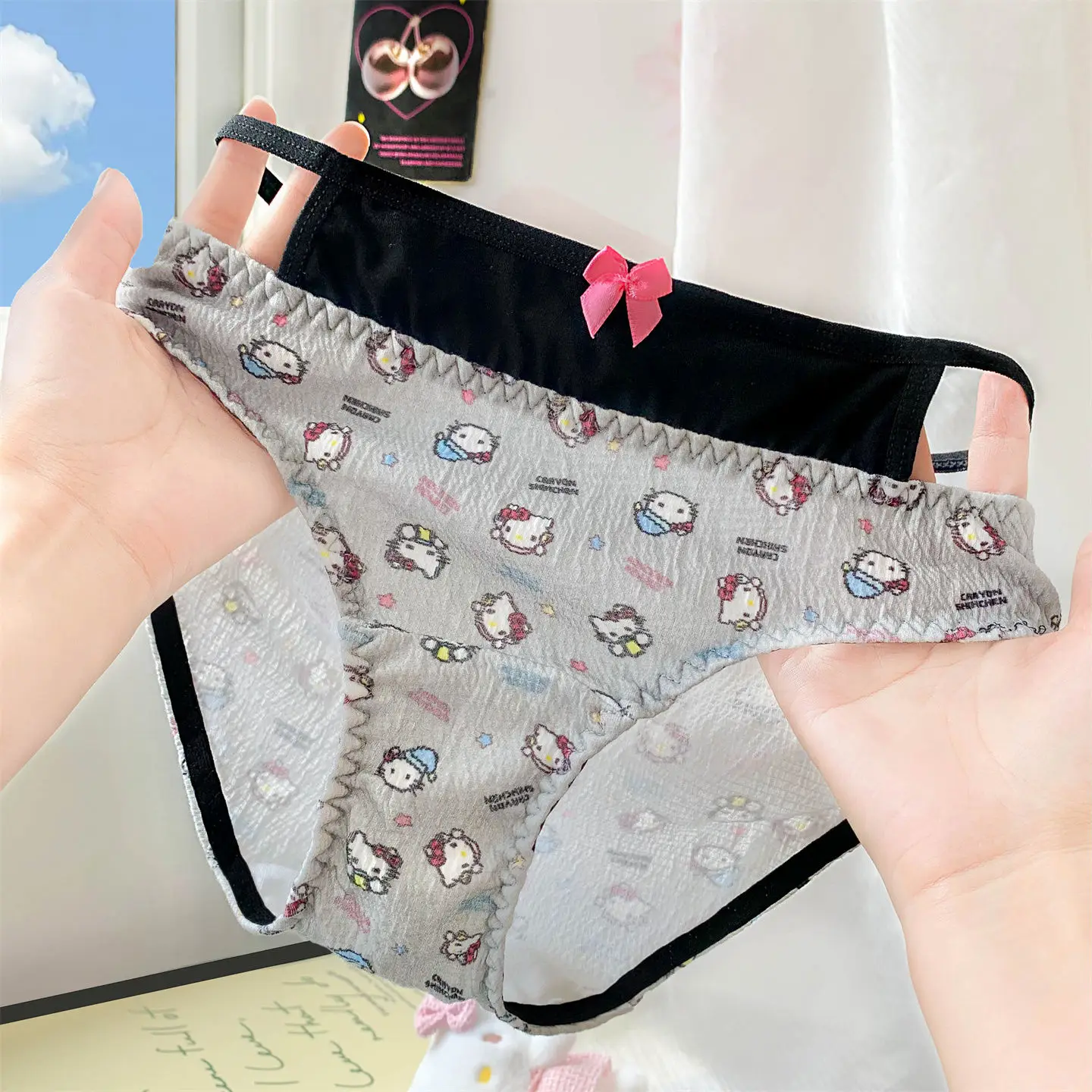 

Sexy Hot Girls Underpants Hello Kitty Sanrios Anime Women Cartoon High Slit Low-Waisted Breathable Cute Girl Student Briefs
