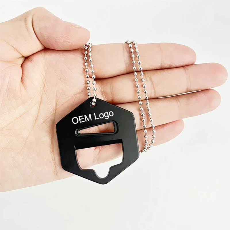 

FREE OEM LOGO Black Metal Bottle Opener For E Liquid Oil Retro Corkscrew Hanging Open Corkscrew Accessories Bottle Opener Tools