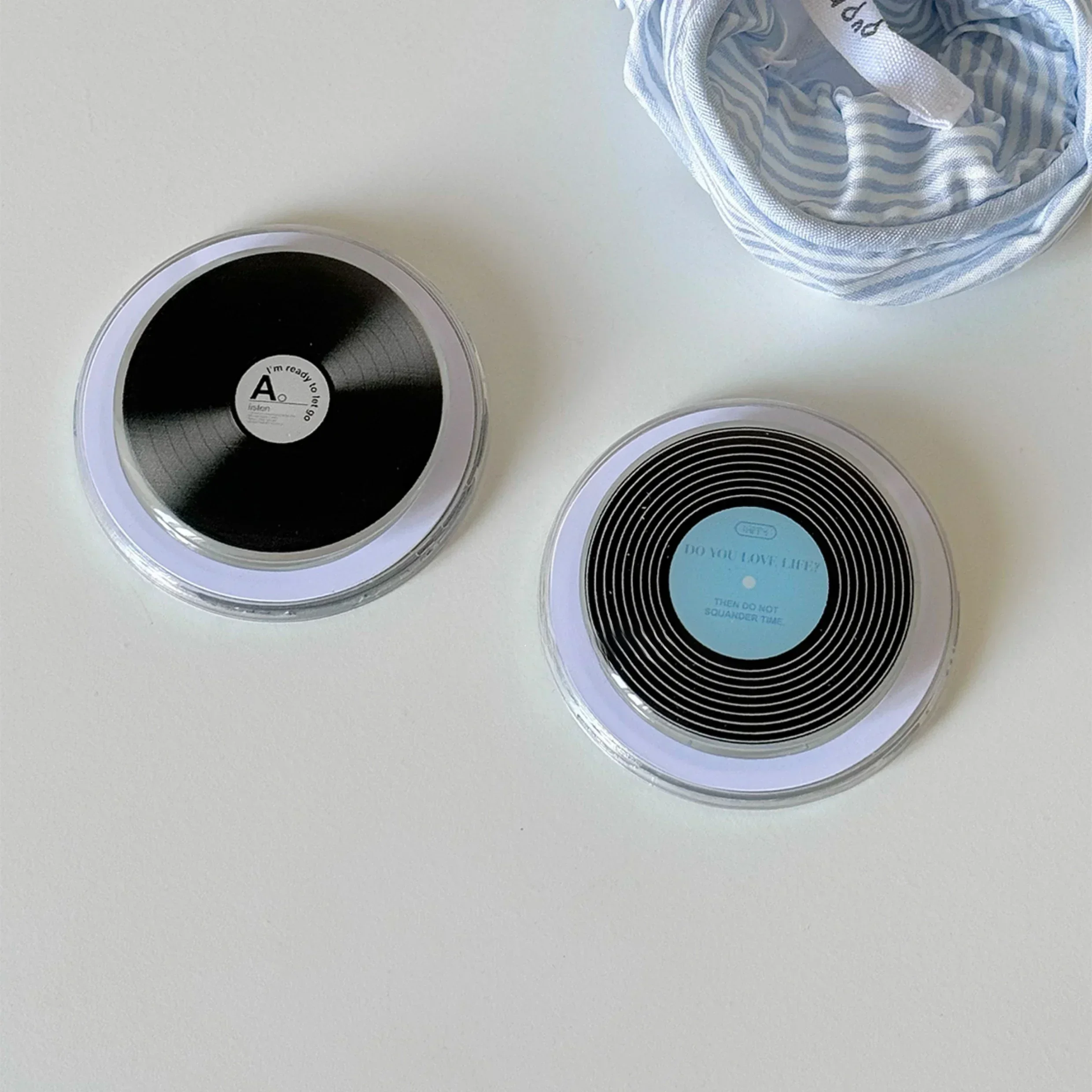 

Корейский милый мультяшный CD-диск, магнитный держатель, ручка Tok Griptok, подставка для телефона, поддержка IPhone 17, для Pad Magsafe Smart Tok