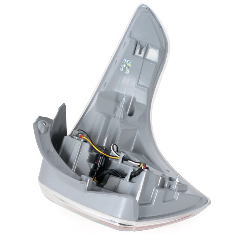 Car Rear Tail Light Lamp For Ssangyong Tivoli 2015 2016 2017-2019 Turn Signal Light Brake Reversing Lamp 8360135000 8360235000