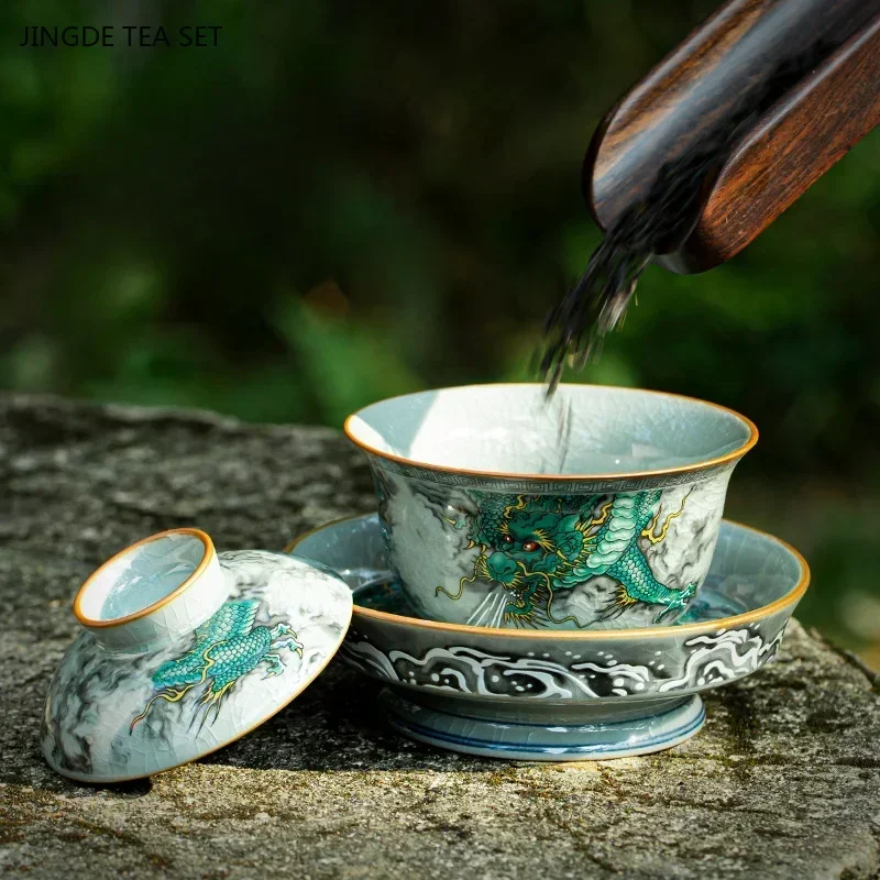 1PCS keramische gaiwan theekom Chinese retro handgemaakte tekening twaalf dierenriem dieren draak gemaakt theekopje high-end thee set gift