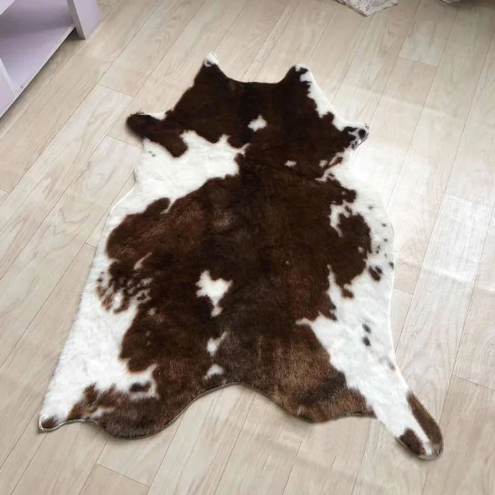 

Simulated Cow Pattern Plush Carpet Hotel Floor Mat Mats Supple Rug Irregular Cushion Comfortable Blanket Household