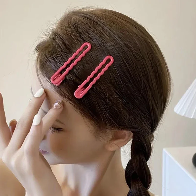 2개/세트 생기 넘치는 틴티드 헤어 클립, 금속 추상 덕빌 사이드 앞머리 클립, Y2k 헤어 액세서리