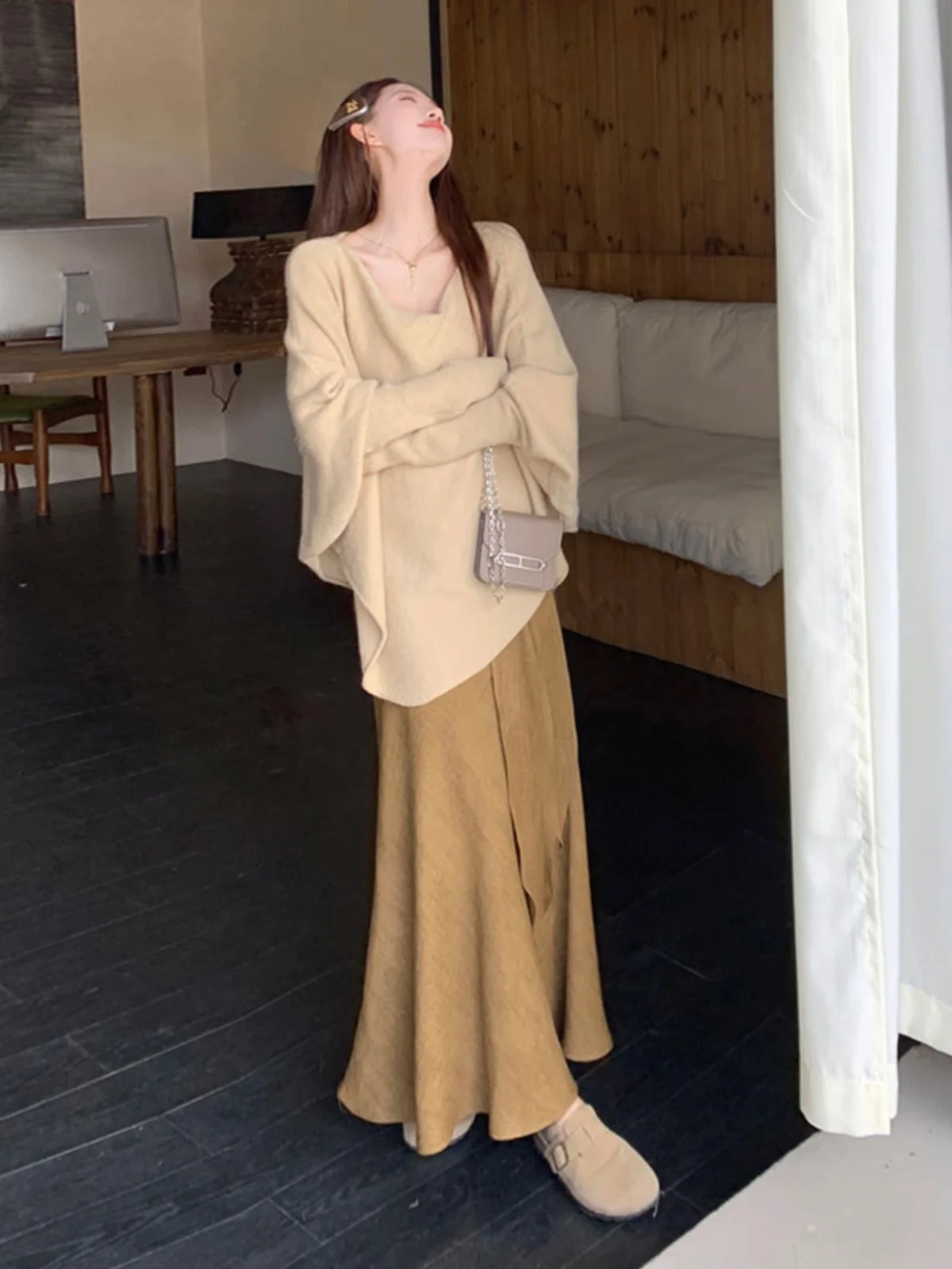 

Spring Batwing Sleeve Linen Fish Tail Skirt Two Piece Set Unique Beautiful Fashionable Women's Knitted Sweater And Ski...