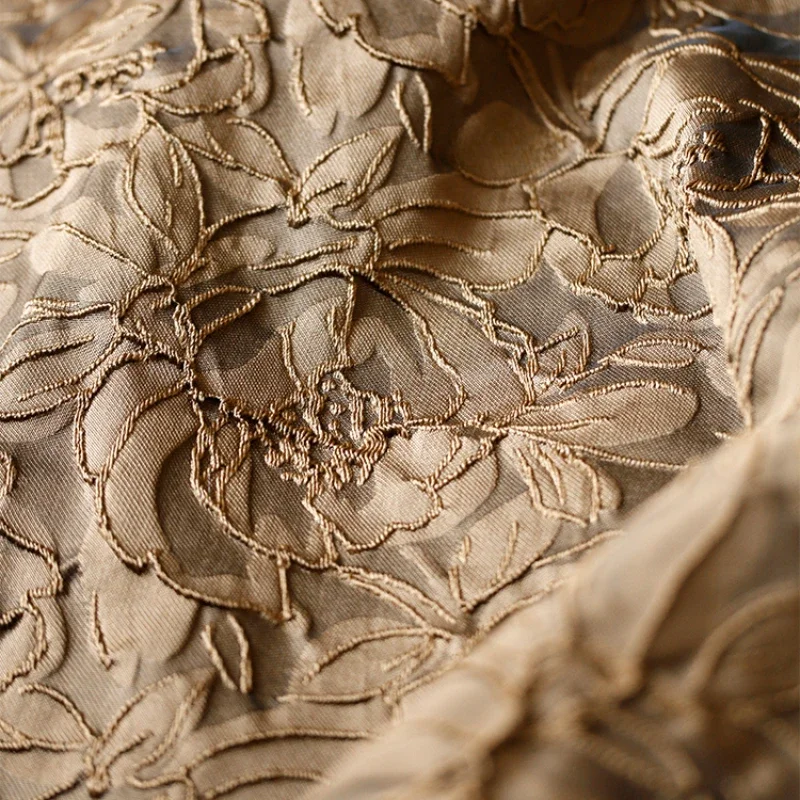 Rose Brown Pattern Three-dimensional Texture Jacquard Fabric High-end Dress Top Cut Into Han Clothing Designer Fabric
