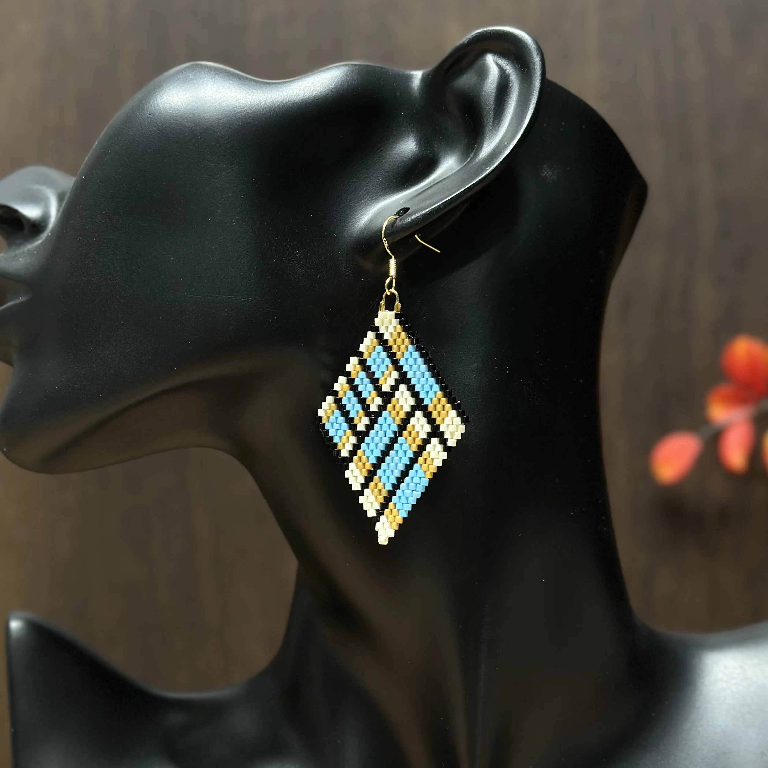 

Красочные серьги из сплава ручной работы с геометрическим узором в богемном стиле для женщин, модные простые ювелирные изделия из бисера, оригинальный дизайн из рисовых бусин