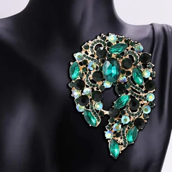 Beaut&Berry Shiny Large Crystal Glass Flower Brooches for Women Rhinestone Pins Friend Party Gifts Banquet Jewellery Accessories