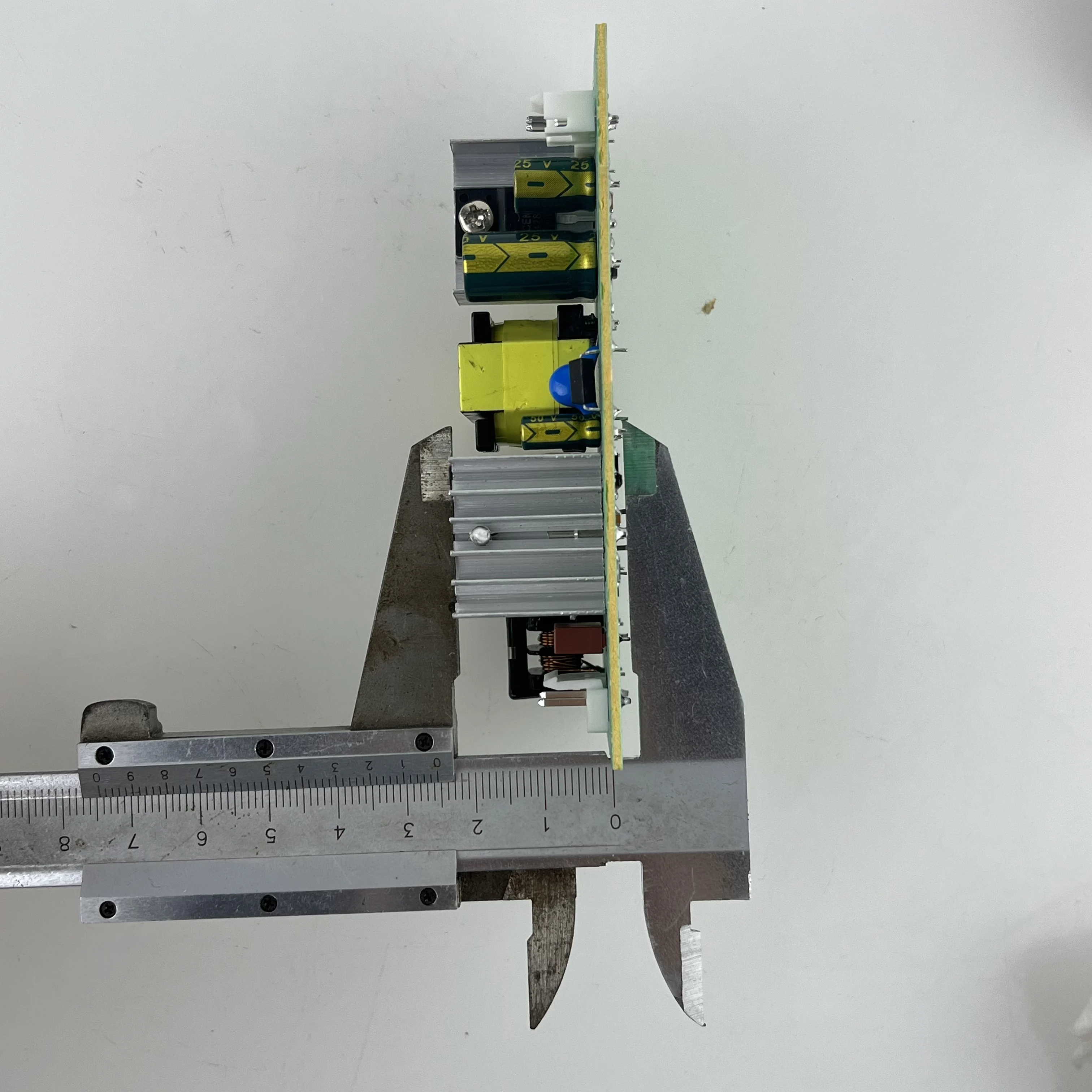 Alimentatore 60w 12v 15v per Stage Mini Led Par Light