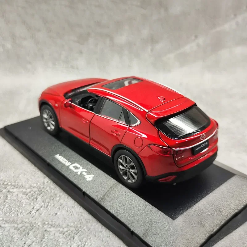 Diecast 1/32 Skala Mazda CX4 CX-4 Sammlung Legierung Auto Modell Souvenir Display Ornamente Fahrzeug Spielzeug