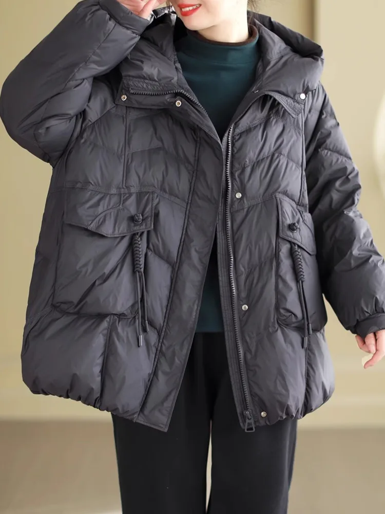 ZMEENNA المرأة مقنعين سترة منفوخة البريدي المفاجئة إغلاق التصحيح جيوب الرباط الجانب التفاصيل الدافئة الشتاء ملابس خارجية أسود ZM4481