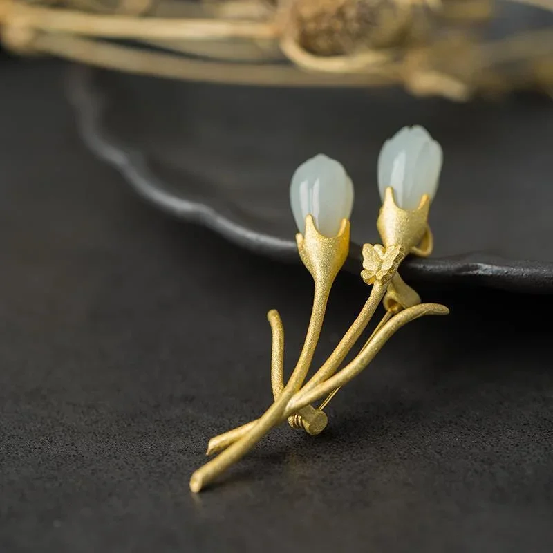 Blucome Retro Personalized Versatile Magnolia Brooch for Women Men Suit Coat Hijab Pins Gifts