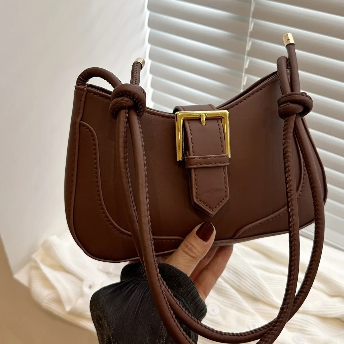 

Ele Women's Bag 2024 Trendy Vintage Underarm French Bread Bag Single oulder Crossbody Bag Quali Commute Sle Polyester