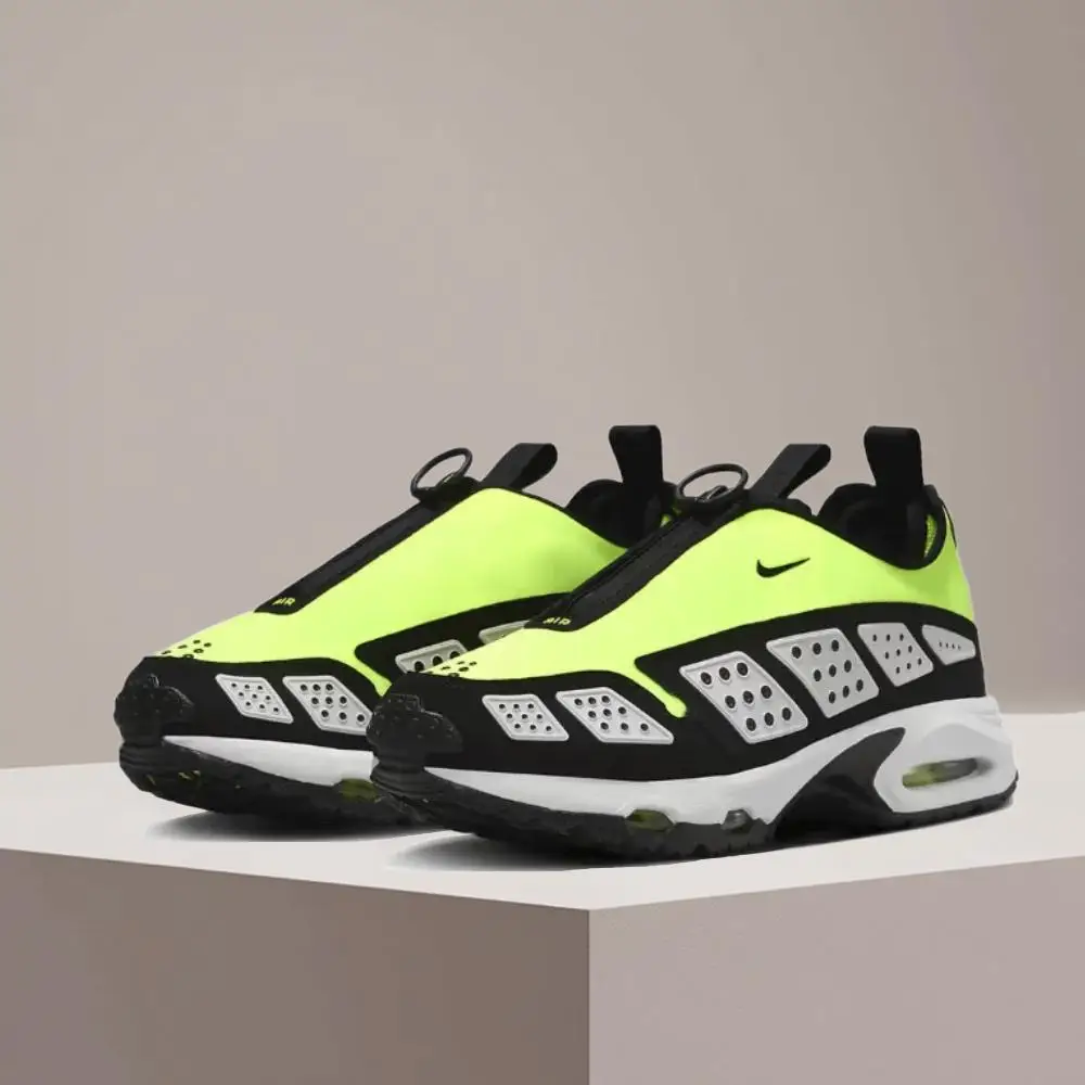

Nike Air Max SNDR Women's Fashionable and Versatile Running Shoes: Slip-Resistant, Durable, Cushioned and Comfortable FZ2068-700