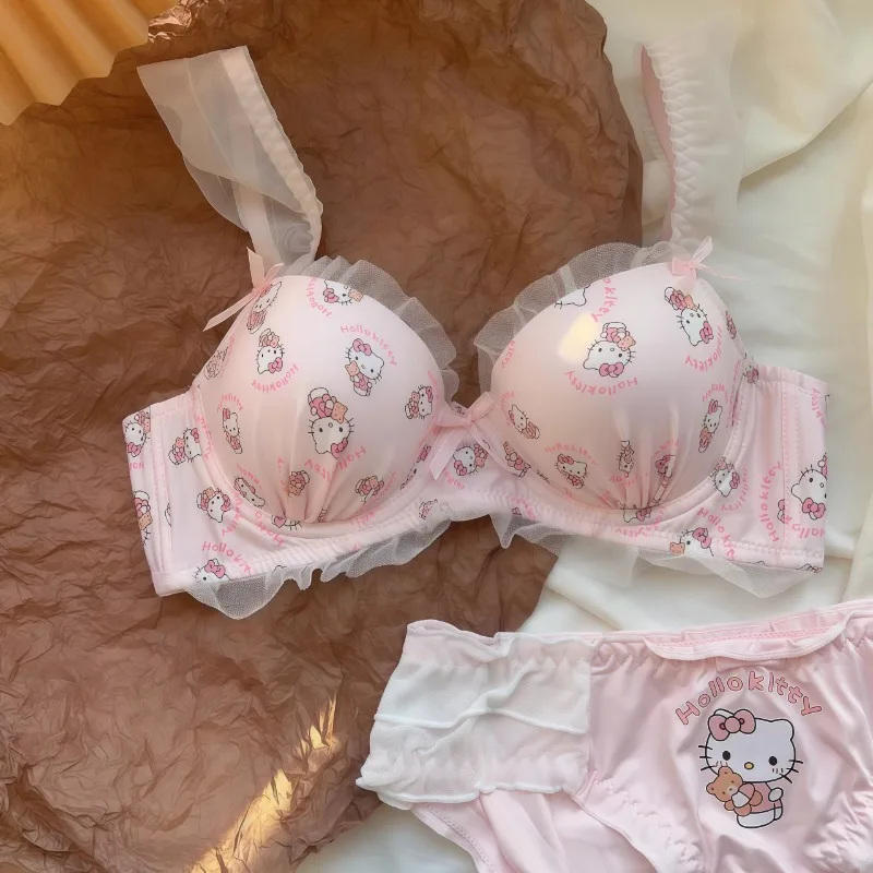 Sanrio Cute Japanese Bra Hello kitty Girl Sweet Bow Lace Lingerie No Steel Wire Small Breast Gathering Bra Set Wholesale