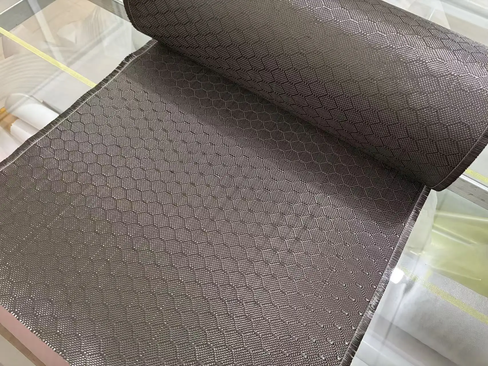 3K 240gsm Honeycomb Shaped Football Pattern，Real Carbon Fiber Cloth Carbon Fabric，20\