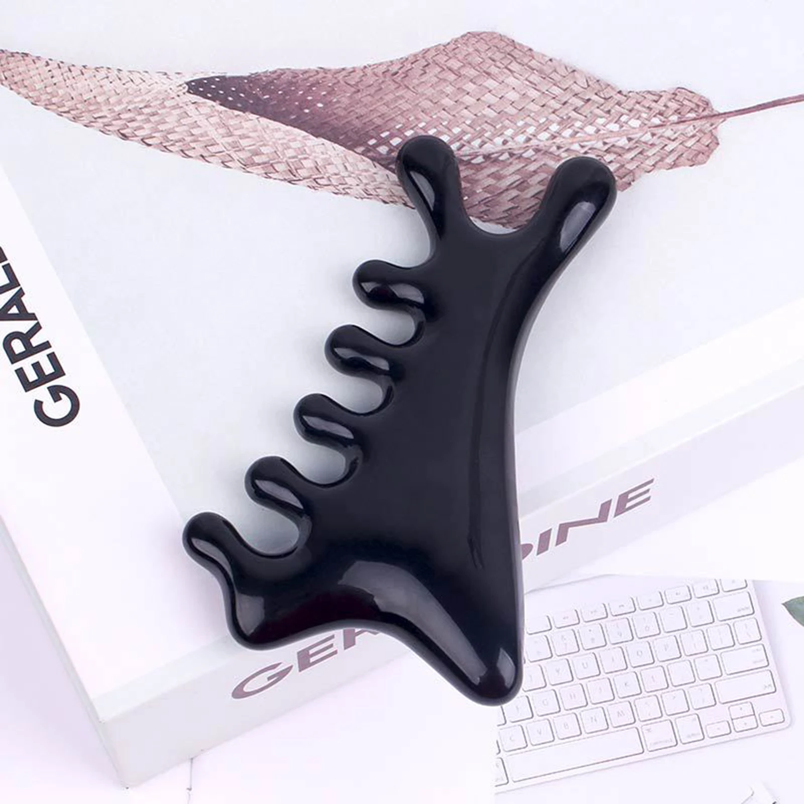 Multifunctional Hair Combs Portable Ultralight Pocket Hair Comb Exquisite Transparent Soothing Meridians Massager Hair Comb 1pc