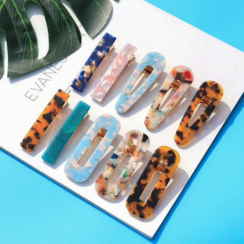

2025 trending acetate hair clips with geometric marble patterns, duckbill style, suitable for bangs, straight hair clips