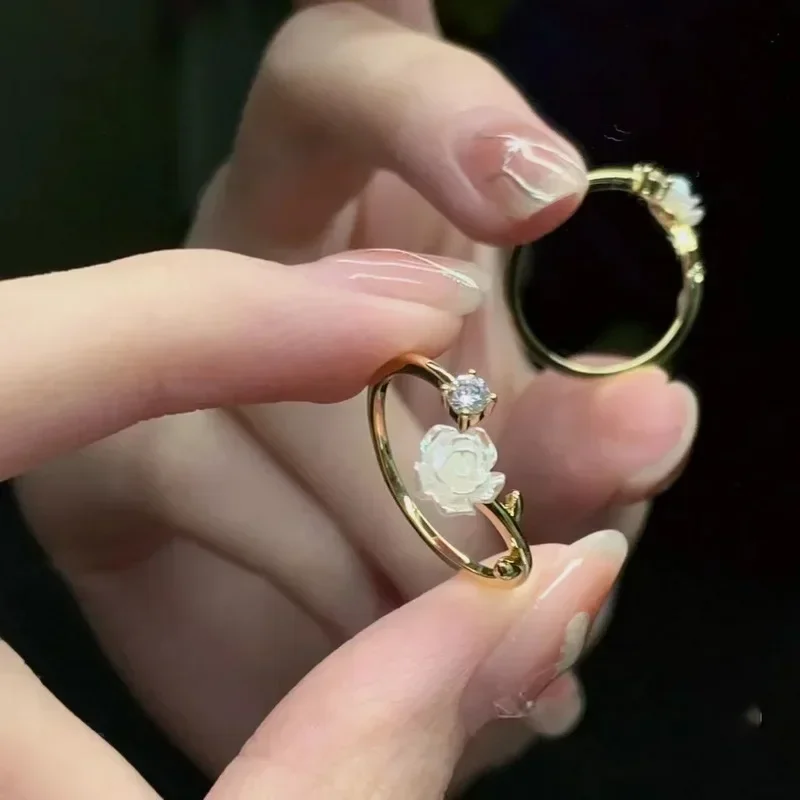 Vintage Rose Flower Rings For Women Shiny Crystal Zircon Adjustable Princess Finger Ring Bride Wedding Engagement Party Jewelry