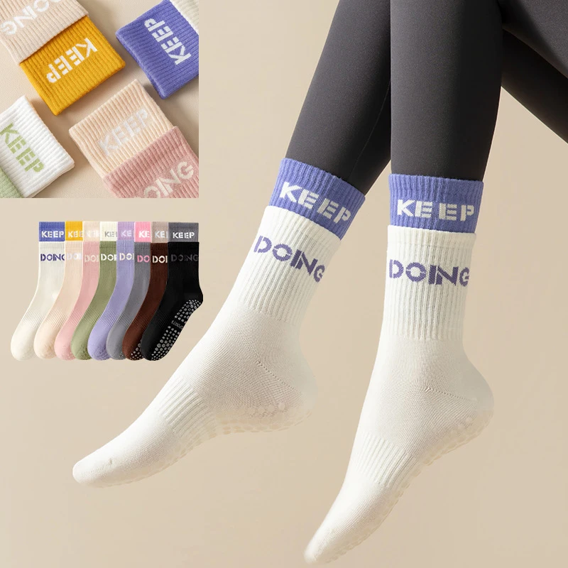 2 Pairs Pilates Socks for Women Yoga Socks Pure Cotton Non Slip Silicone Grips Indoor Letter Sports Fitness Gym Dance Yoga Socks