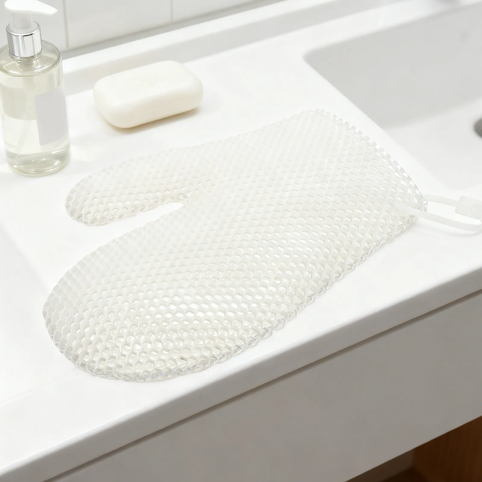 

Deep Cleaning Honeycomb Exfoliating Shower Mitt Body Scrubber Gloves Soft Elastic Bath Gloves for Men Women