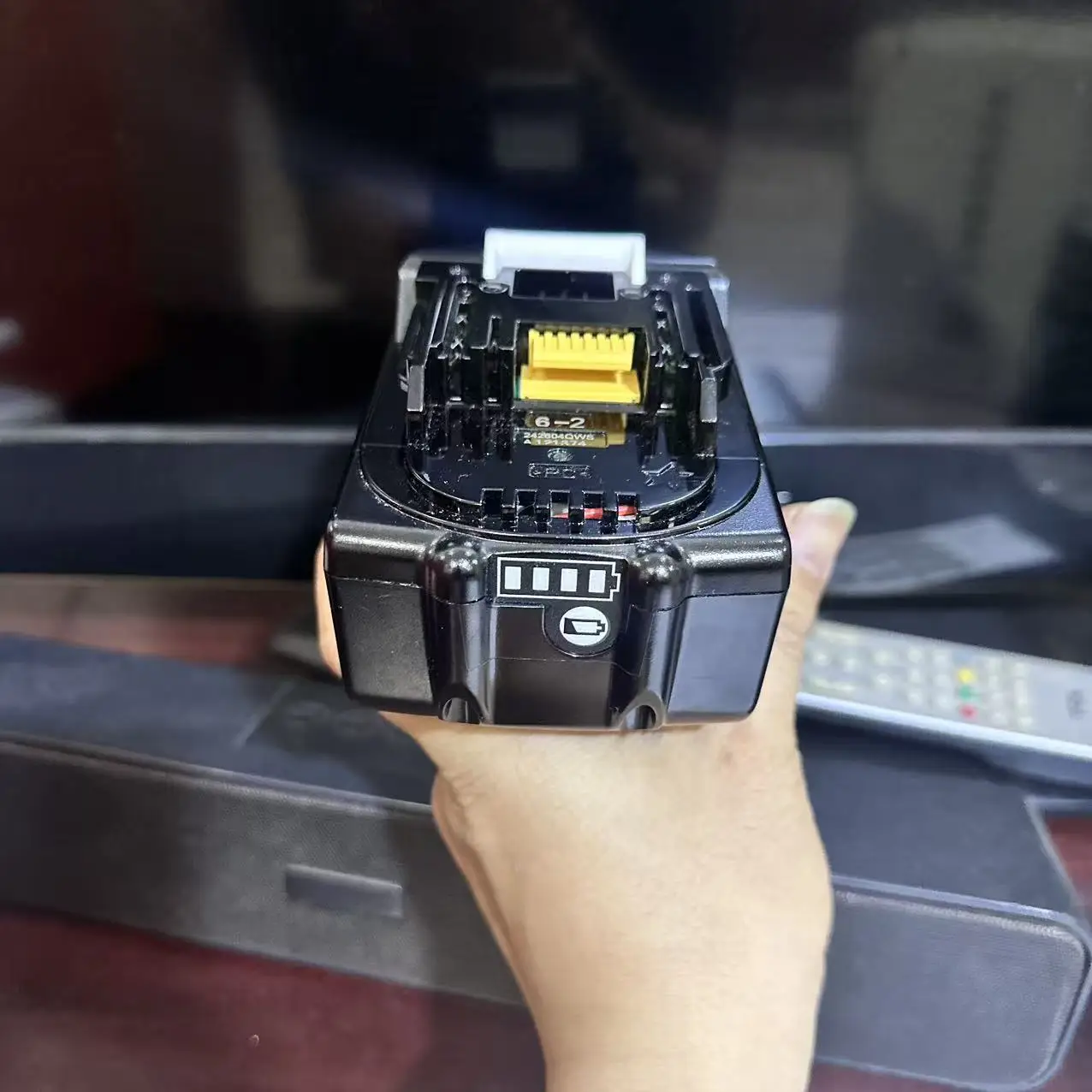 

✪✪ Makita 18V 6.0Ah Battery Original Lithium ion Rechargeable Battery 18V 6000mAh Replacement Battery BL1860 BL1850 BL1860B