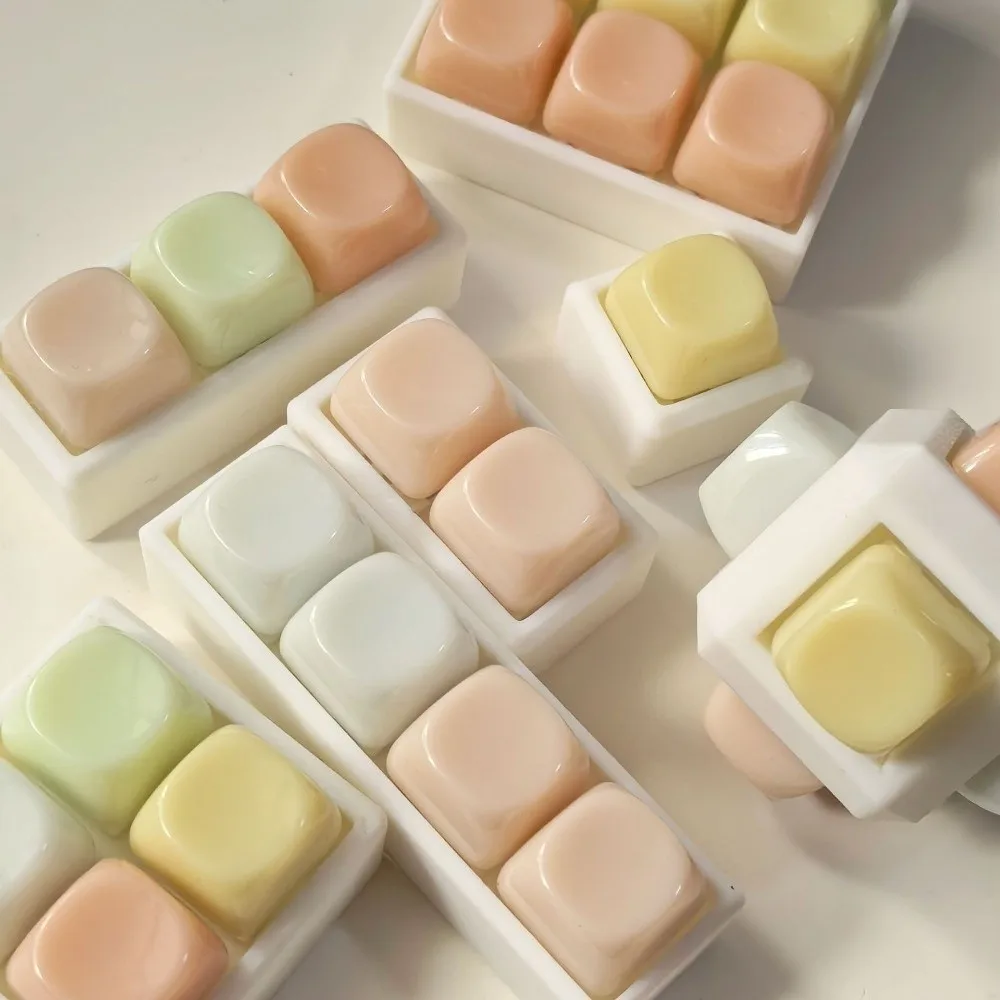 Relaxant 2/3/4/6/9 touches doigt clavier Keycap soulagement du Stress Fidget porte-clés doux bonbons passer le temps pincement jouet adulte